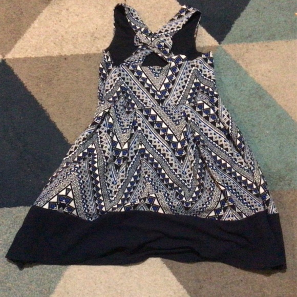 Blue Triangular Pattern Dress - Picture 3 of 5
